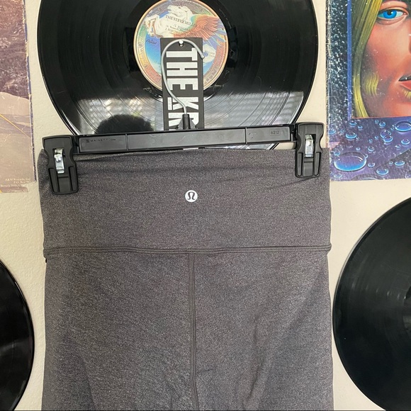 Lululemon wunder under - Picture 2 of 3